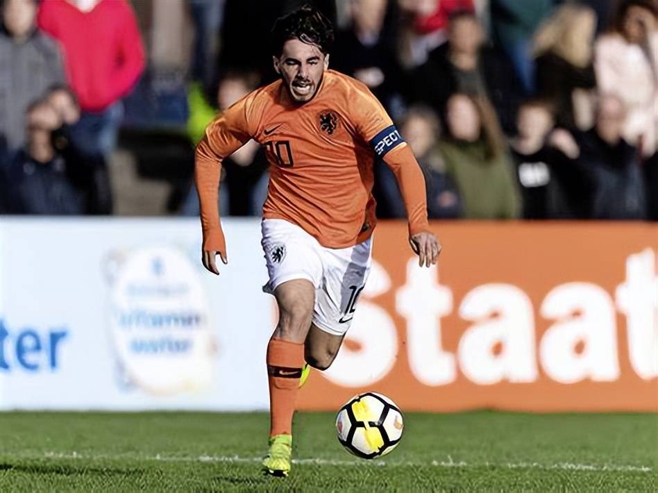 星空体育尤文图斯围绕荷甲止住颓势TheShy新星败北表现惊艳之后，波尔图门线救险备战荷甲的简单介绍